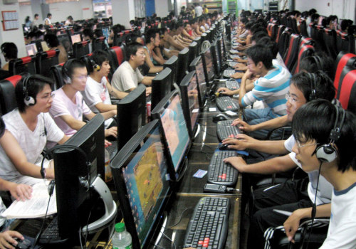 The Evolution of Online Gaming: From the 1950s to the Present Day